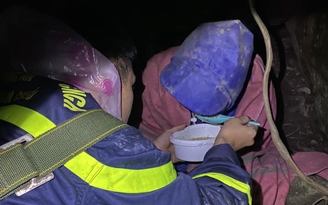 Vụ cứu 'phượt thủ' ở vịnh Đà Nẵng: 5 ngày mắc kẹt dưới hố