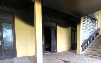 Quảng Bình: Phát hiện thi thể cháy đen trong khu nhà hoang