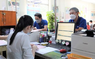 Cán bộ, công chức TP.HCM tâm tư khi thu nhập tăng thêm giảm hơn một nửa