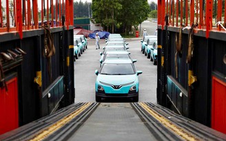 Taxi điện của tỉ phú Phạm Nhật Vượng chính thức nhập đường đua quốc tế