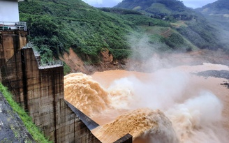 Quảng Nam: Thủy điện Đak Mi 4 tăng lưu lượng xả lũ