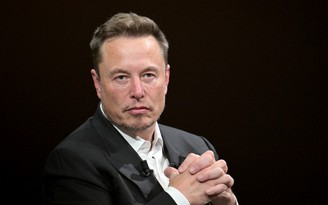 Hơn 8.000 người thiệt mạng tại Gaza, tỉ phú Elon Musk tranh luận với Israel