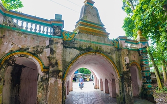 Những ngôi chùa Khmer độc đáo ở miền tây: Ngôi chùa duy nhất có sân chim