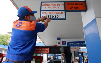 Giá xăng dầu hôm nay 5.10.2023: Mất hơn 5 USD/thùng sau một đêm