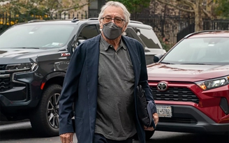 Robert De Niro ra tòa vì bị nữ nhân viên cũ kiện tội lăng mạ