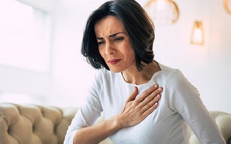Phải làm gì khi phát hiện dấu hiệu đau tim?