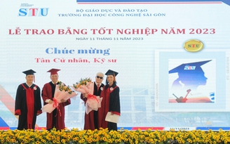 Trường Đại học Công nghệ Sài Gòn trao bằng tốt nghiệp cho sinh viên năm 2023