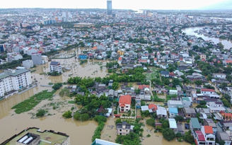 Thừa Thiên-Huế chìm trong biển nước