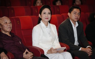 'Chờ ngày phim Việt thắng giải quốc tế cũng được khán giả xếp hàng đi xem'