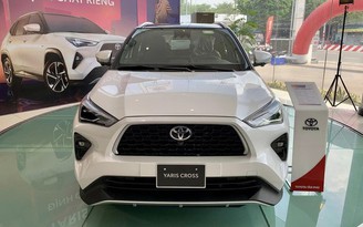 Doanh số 'èo uột', Toyota Yaris Cross lại giảm giá cả trăm triệu đồng