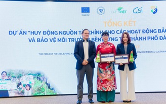 Dai-ichi Life Việt Nam vinh dự được trao Chứng nhận của Phái đoàn Liên Minh châu Âu