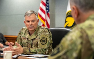 Tướng Mỹ mở cuộc điều tra cáo buộc uống rượu tại hai bộ tư lệnh