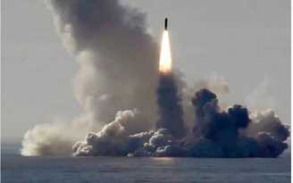 Tàu ngầm hạt nhân Nga phóng thử tên lửa đánh trúng mục tiêu cách hàng ngàn km