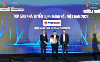 Vietbank nhận giải Nhà tuyển dụng hàng đầu và Nơi làm việc tốt nhất Việt Nam 2023 Vietbank nhận giải Nhà tuyển dụng hàng đầu và Nơi làm việc tốt nhất Việt Nam 2023