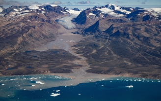 Bắc Cực ấm lên gây nguy cơ khó lường trên toàn cầu