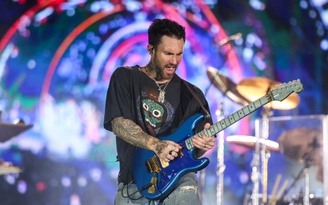 Maroon 5 bùng nổ tại đêm diễn ở Phú Quốc, hẹn sớm trở lại Việt Nam