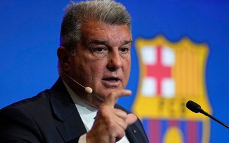 UEFA bất ngờ ra thời hạn trừng phạt CLB Barcelona 
