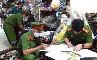 Công an tỉnh Bình Thuận khám xét nhiều nơi liên quan vụ khai thác vàng trái phép