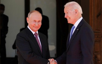 Ông Putin tặng ông Biden bộ bút 12.000 USD, là món quà đắt nhất