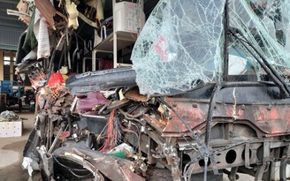 Tai nạn nghiêm trọng khiến 3 người tử vong ở Quảng Nam: Khởi tố tài xế xe khách