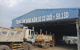 TP.HCM: Đang khám xét Trung tâm Đăng kiểm xe cơ giới 50-13D