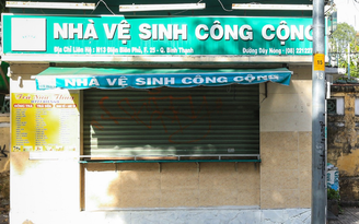 Cần gấp rút xây dựng nhiều nhà vệ sinh công cộng