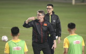 HLV Troussier dạy lại bài học 'vỡ lòng' cho U.23 Việt Nam HLV Troussier dạy lại bài học 'vỡ lòng' cho U.23 Việt Nam