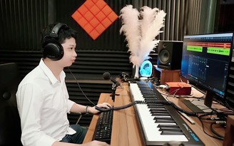 Nguyễn Văn Sỹ - 10X đa tài chơi được nhiều nhạc cụ