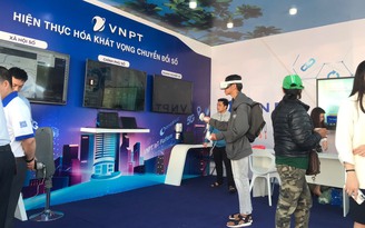 VinaPhone 5G giới thiệu trải nghiệm công nghệ cao tại Lễ hội cà phê Buôn Ma Thuột