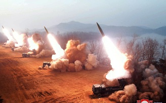 Triều Tiên phóng tên lửa giữa lúc Mỹ - Hàn tập trận