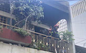 Cháy nhà tại Q.Tân Bình, TP.HCM nghi do chập điện