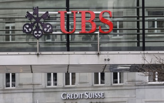 UBS - ngân hàng lớn nhất Thụy Sĩ chính thức mua lại Credit Suisse