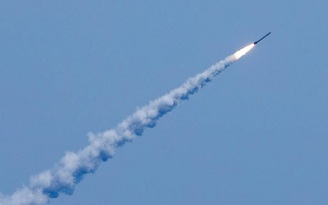 Ukraine nói tên lửa Nga bị phá hủy ở Crimea