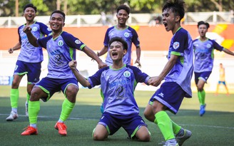 Màn ăn mừng độc nhất ở giải bóng đá Thanh Niên Sinh viên Việt Nam