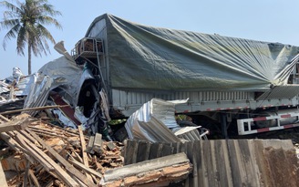 Tai nạn nghiêm trọng trên QL1 qua Khánh Hòa, nhiều người bị thương