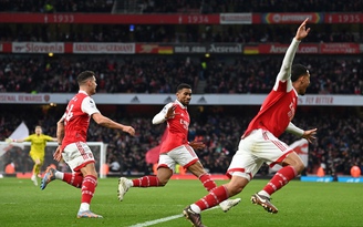 Ngoại hạng Anh: Arsenal 'chết đi sống lại' trong chiến thắng kịch tính trước Bournemouth
