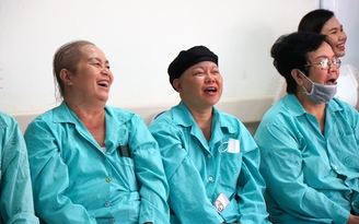 Nụ cười ‘chiến binh’ trong hành trình chiến đấu với ung thư