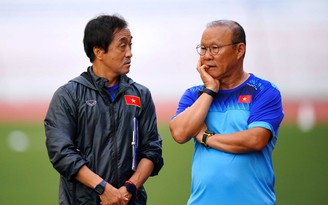 Trợ lý Lee Young-jin nhận giải Fair Play 2022