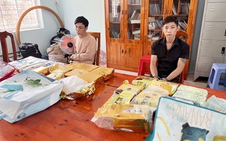 An Giang: Bắt 2 nghi phạm vận chuyển 18,6 kg ma túy từ Campuchia vào Việt Nam