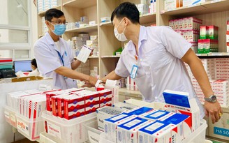 Chính phủ ban hành nghị quyết bảo đảm thuốc, thiết bị y tế