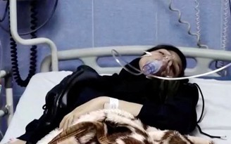 Biểu tình bùng nổ ở Iran giữa nghi vấn hàng trăm nữ sinh bị đầu độc