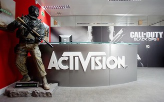 Activision Blizzard lại bị cáo buộc đe dọa và theo dõi nhân viên