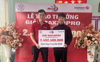 Người chơi tại Lạng Sơn lộ mặt nhận giải đặc biệt Max 3D Pro 2,4 tỉ đồng Người chơi tại Lạng Sơn lộ mặt nhận giải đặc biệt Max 3D Pro 2,4 tỉ đồng