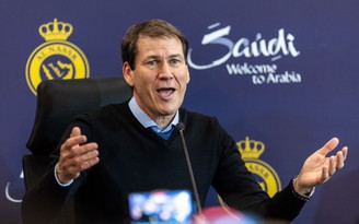 CLB Al-Nassr chính thức sa thải HLV Rudi Garcia vì ông xung đột với Cristiano Ronaldo