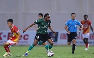 Danh tính 2 trọng tài Malaysia điều hành các trận đấu có đội TP.HCM và Khánh Hòa