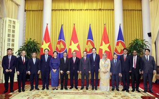 Đại sứ các nước ASEAN đến chào và chúc mừng Chủ tịch nước Võ Văn Thưởng