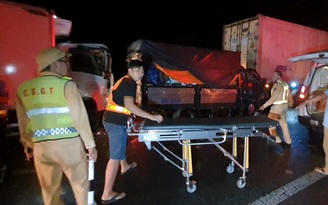 Tai nạn trên cao tốc TP.HCM - Trung Lương: 1 người tử vong, kẹt xe 4 km