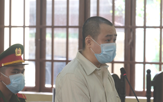 Diễn viên hài Trần Hữu Tín lãnh 7 năm 6 tháng tù