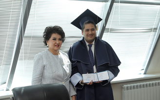 NSƯT Bùi Công Duy nhận học hàm giáo sư danh dự Kazakhstan