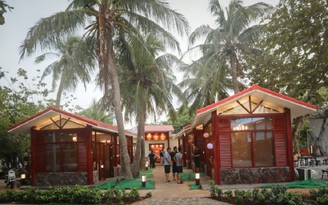 Trung Quốc mở nhà hàng lẩu phi pháp ở quần đảo Hoàng Sa